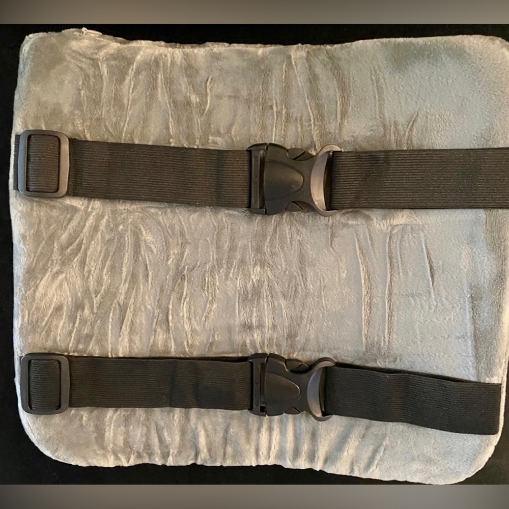 Ergonomic Gray Memory Foam Support Pillow - Picture 8 of 12